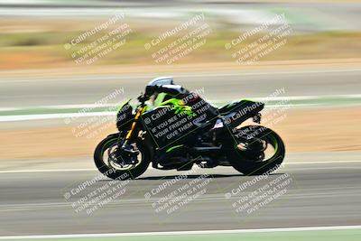 media/Sep-07-2025-TrackXperience (Sun) [[ee17e62fad]]/Level 2/Session 4 (Lower Chicane)/